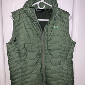 🆕 Women’s Green Under Armor Down Vest